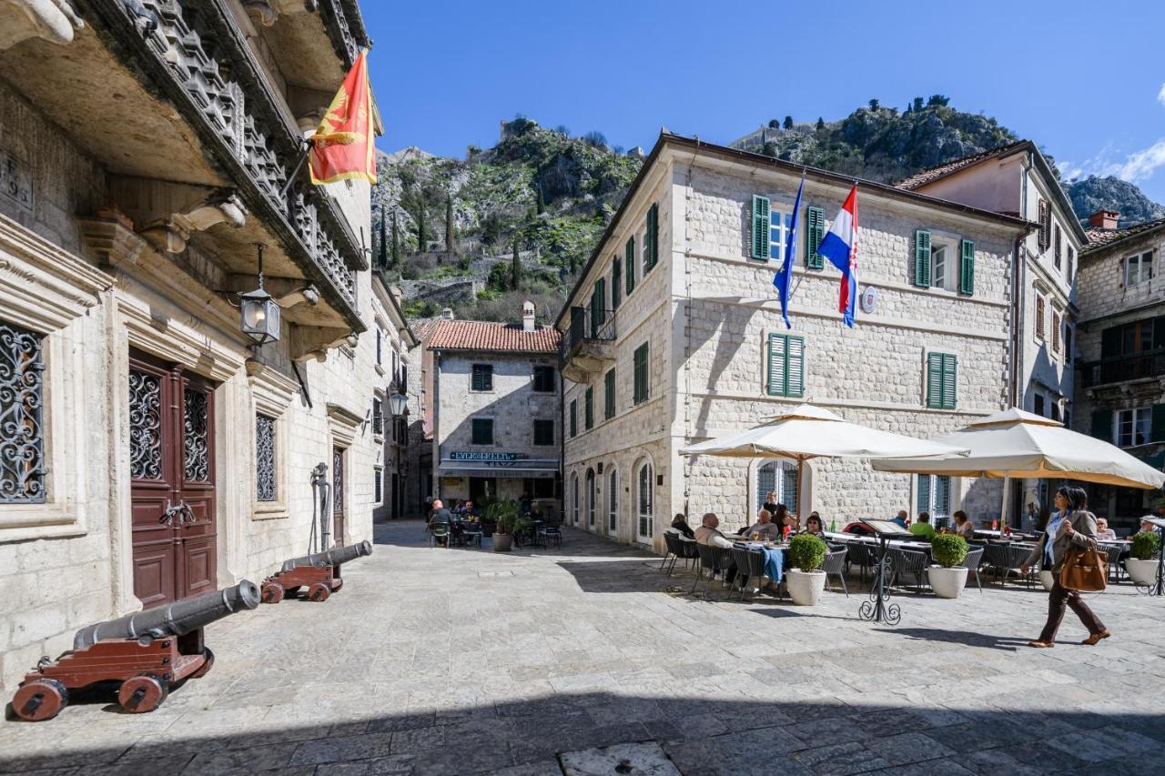 Apartmani Art Karampana Kotor Exterior foto
